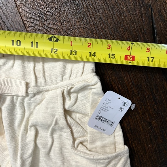 NWT Free People Cream Cropped Pants - Picture 7 of 8